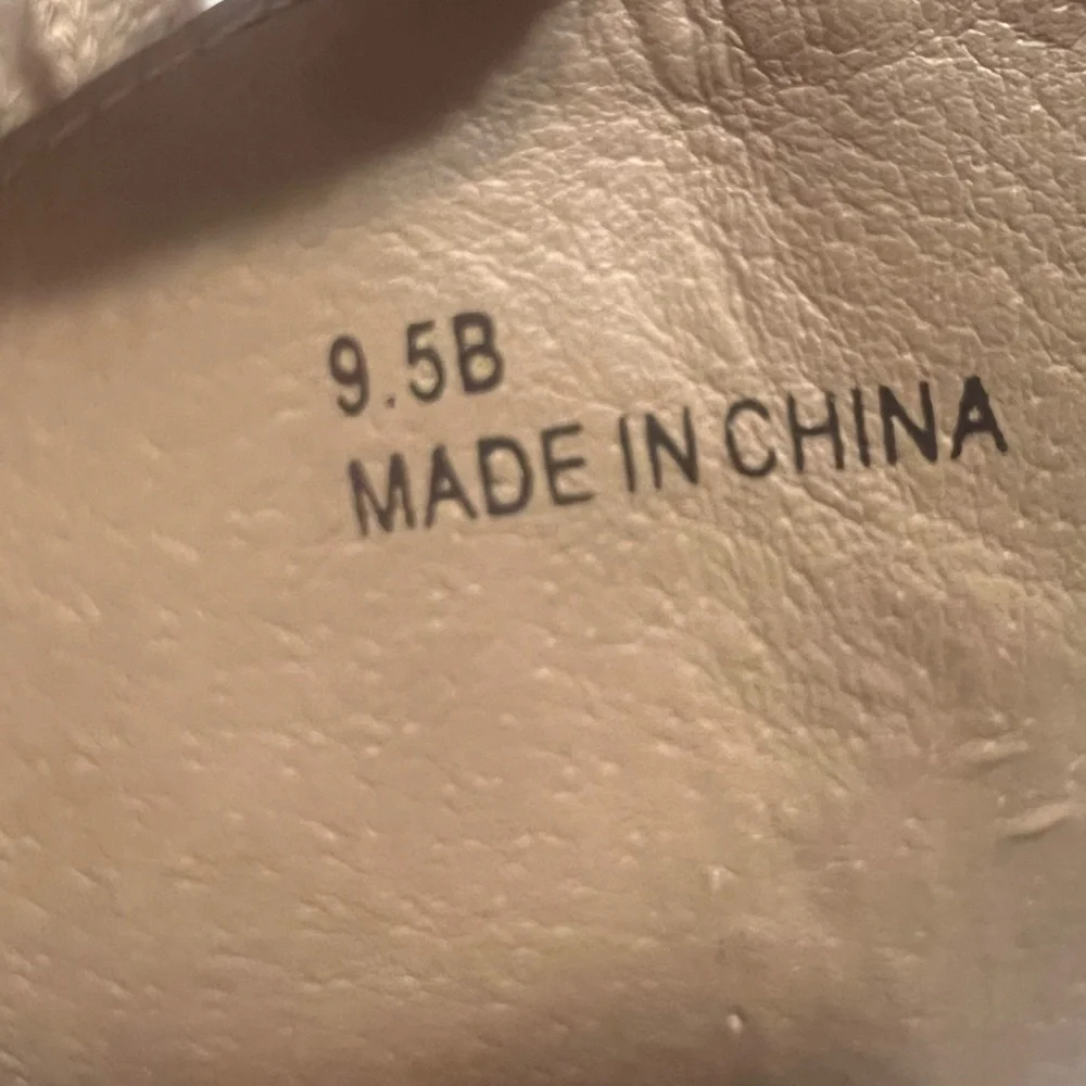 NEW Steve Madden Deirda Taupe Brown Suede Women's Bootie Boots Shoes Sneakers‎
